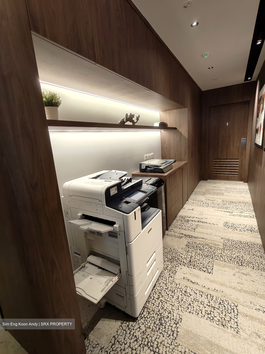 Centennial Tower (D1), Office #448340151